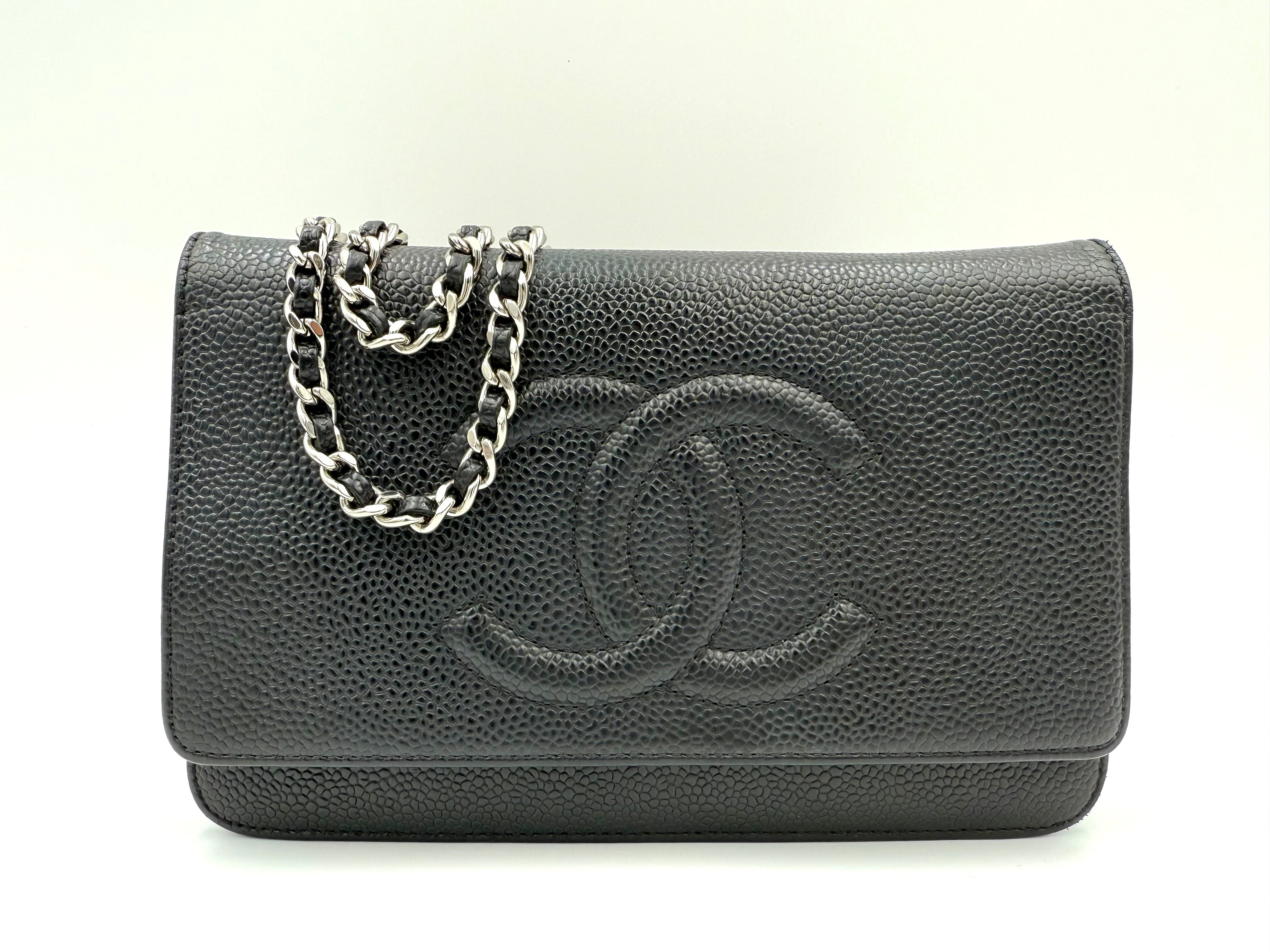 CHANEL チェーンウォレット キャビアスキン