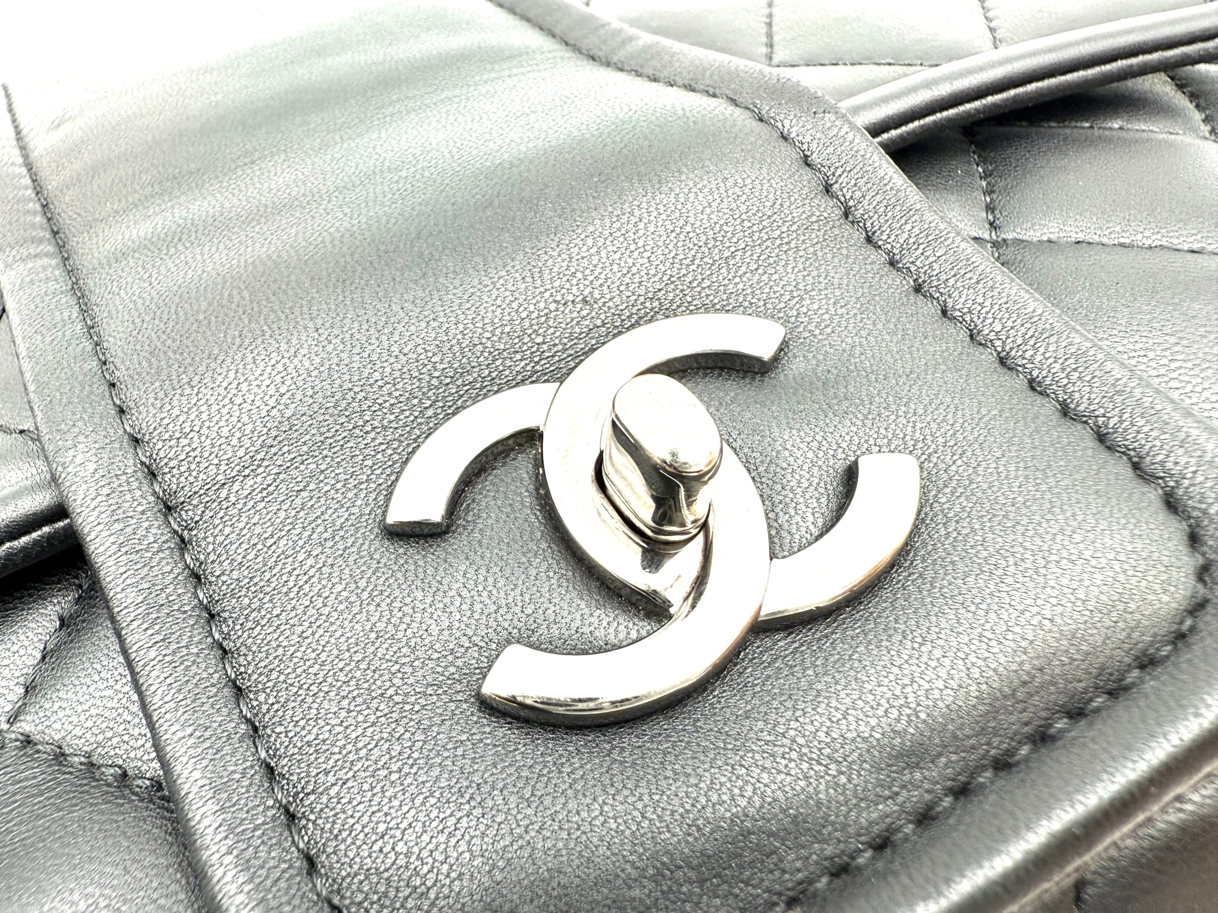 CHANEL マトラッセ チェーンショルダーバッグ