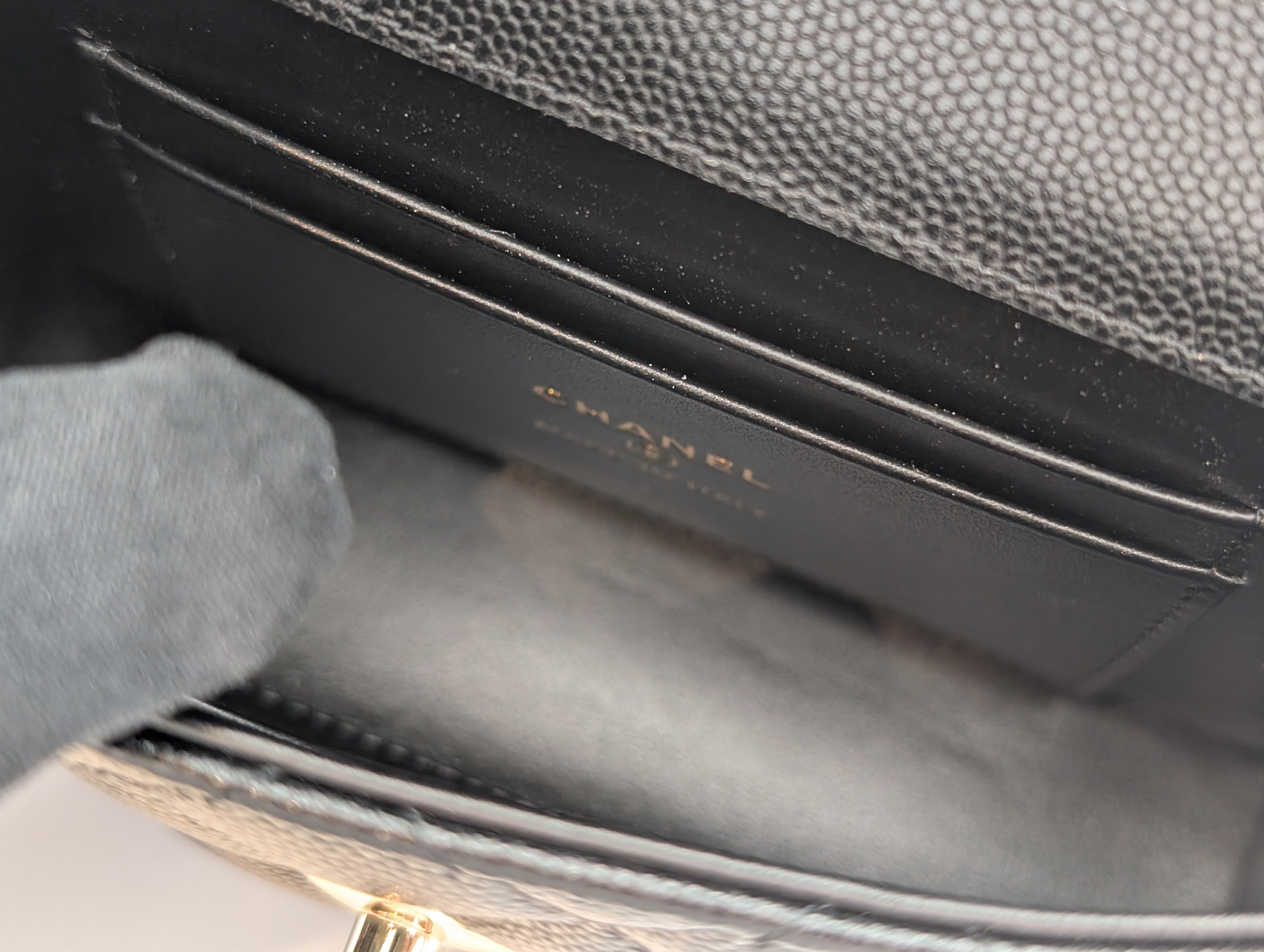 CHANEL エクストラミニ ココハンドル チェーンクラッチバッグ
