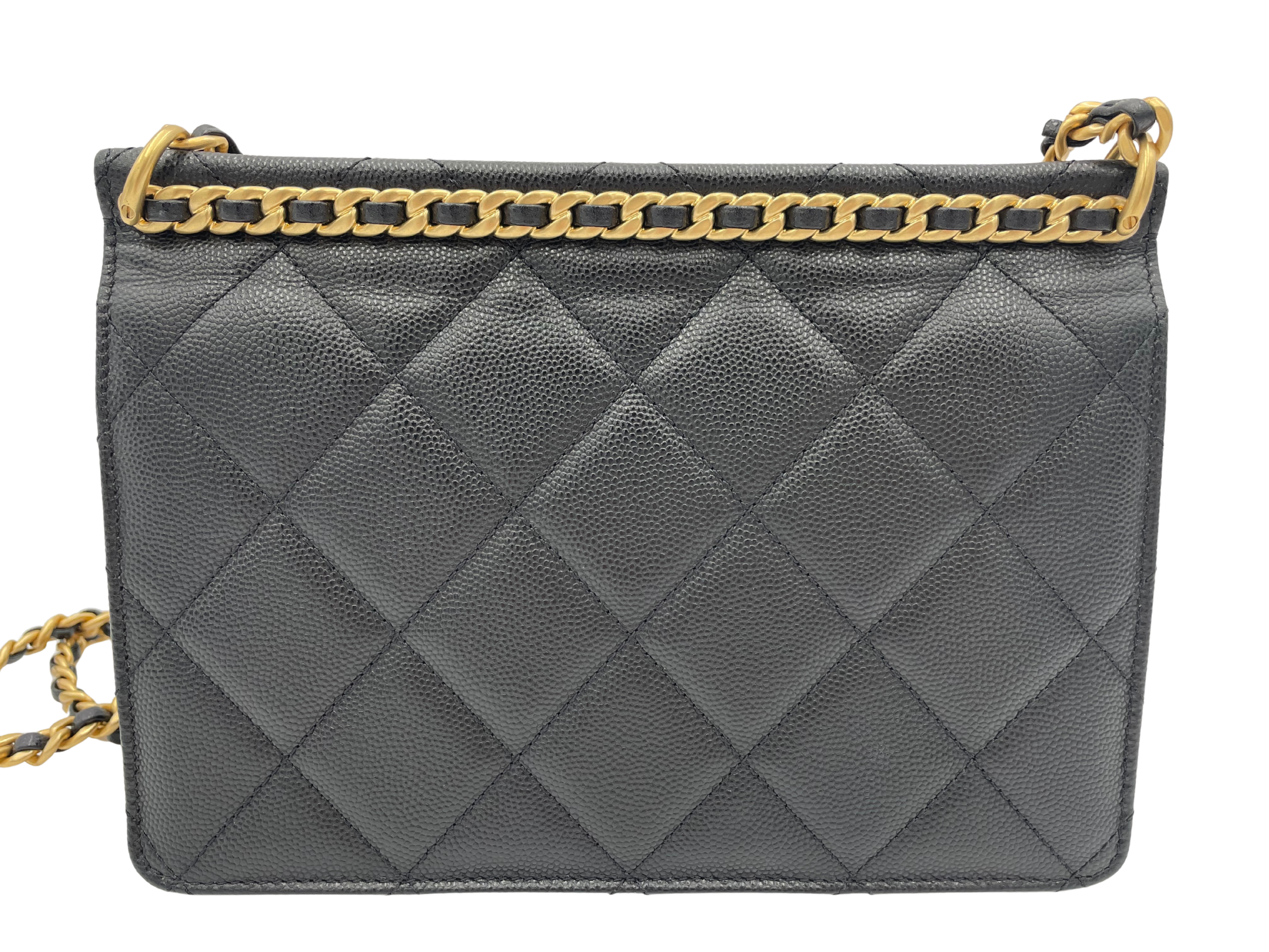 CHANEL マトラッセ チェーンショルダーバッグ  AS4157