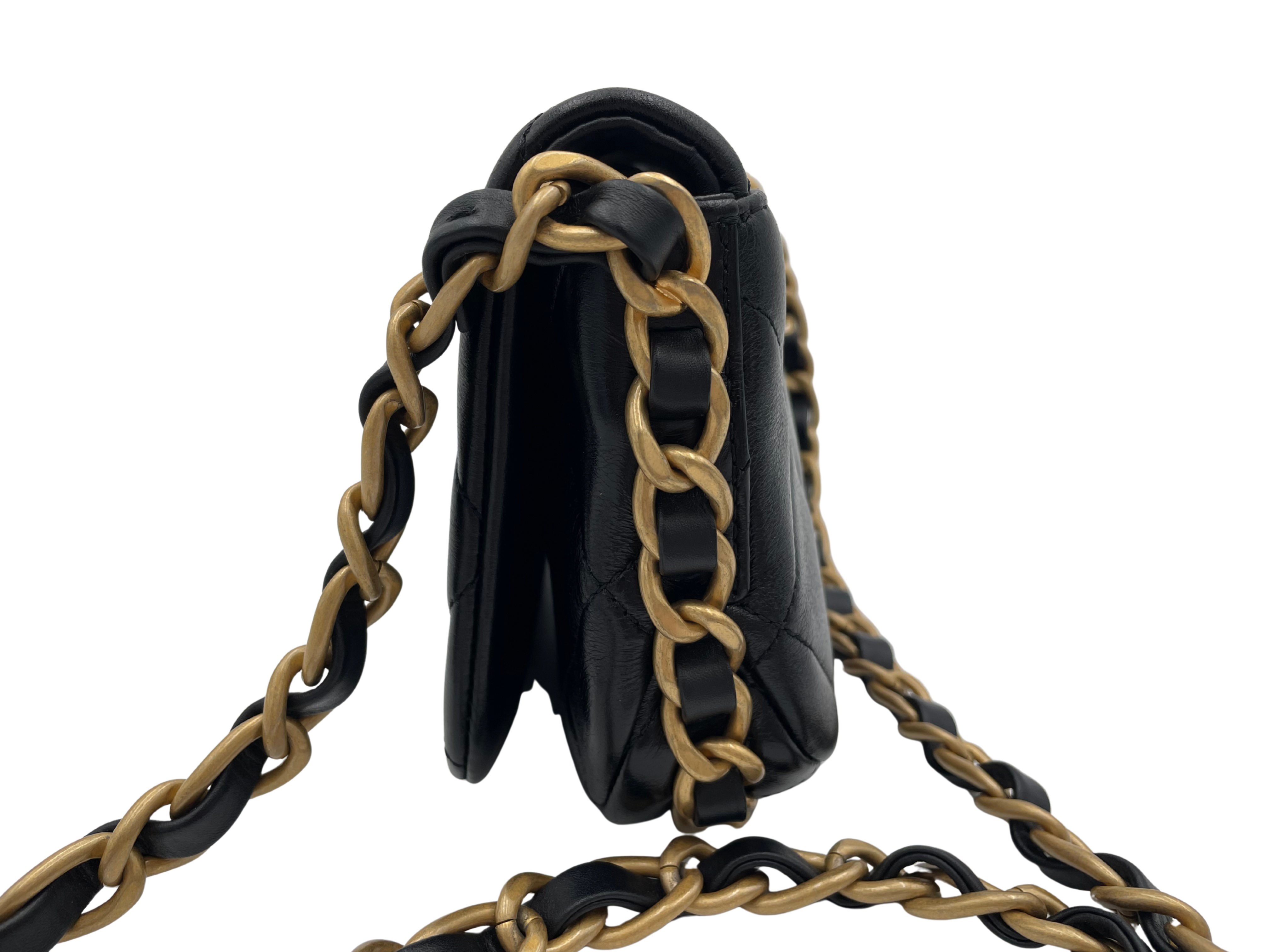 CHANEL ココマーク マトラッセ チェーン ショルダーバッグ AS4451