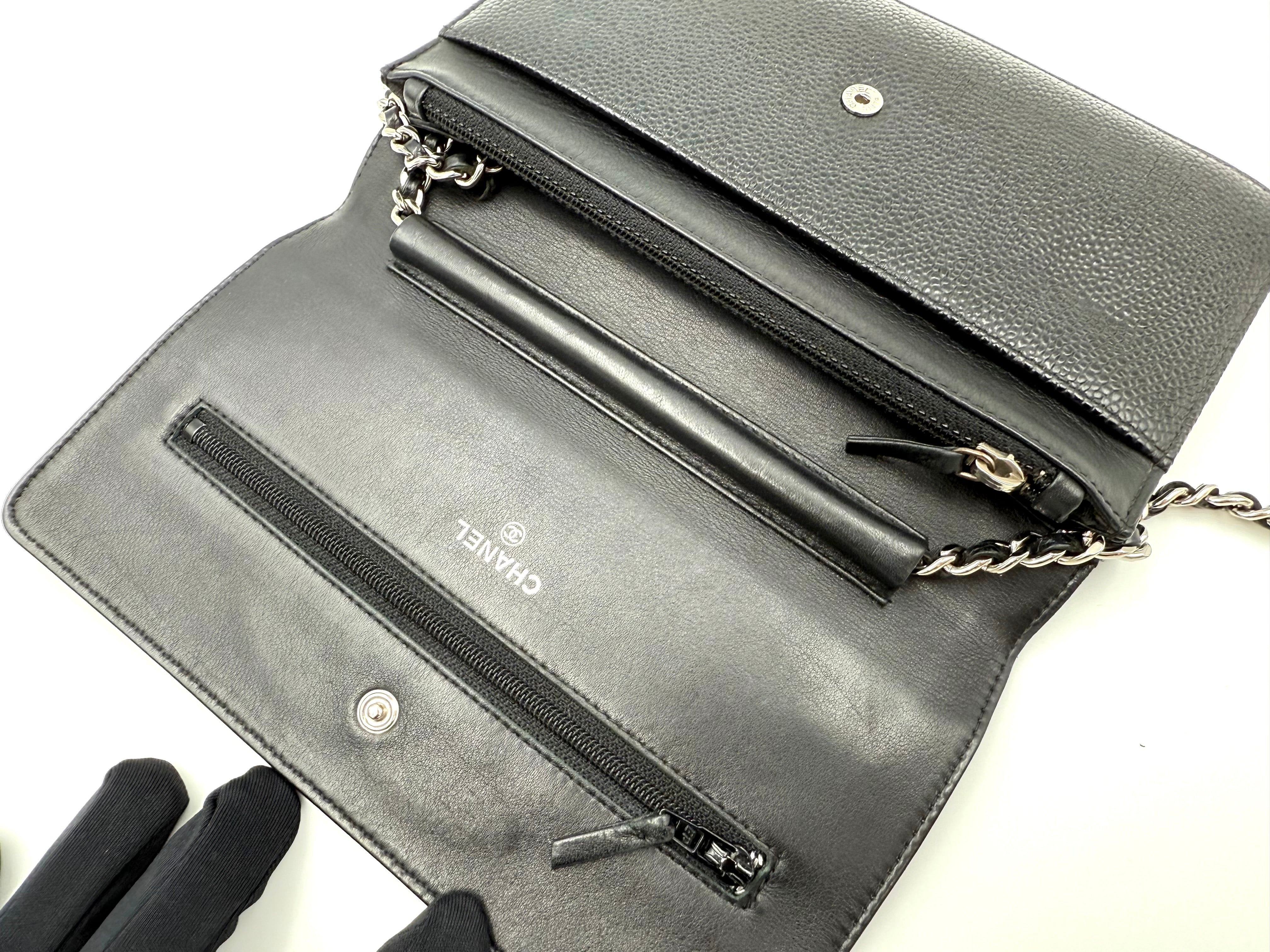 CHANEL チェーンウォレット キャビアスキン