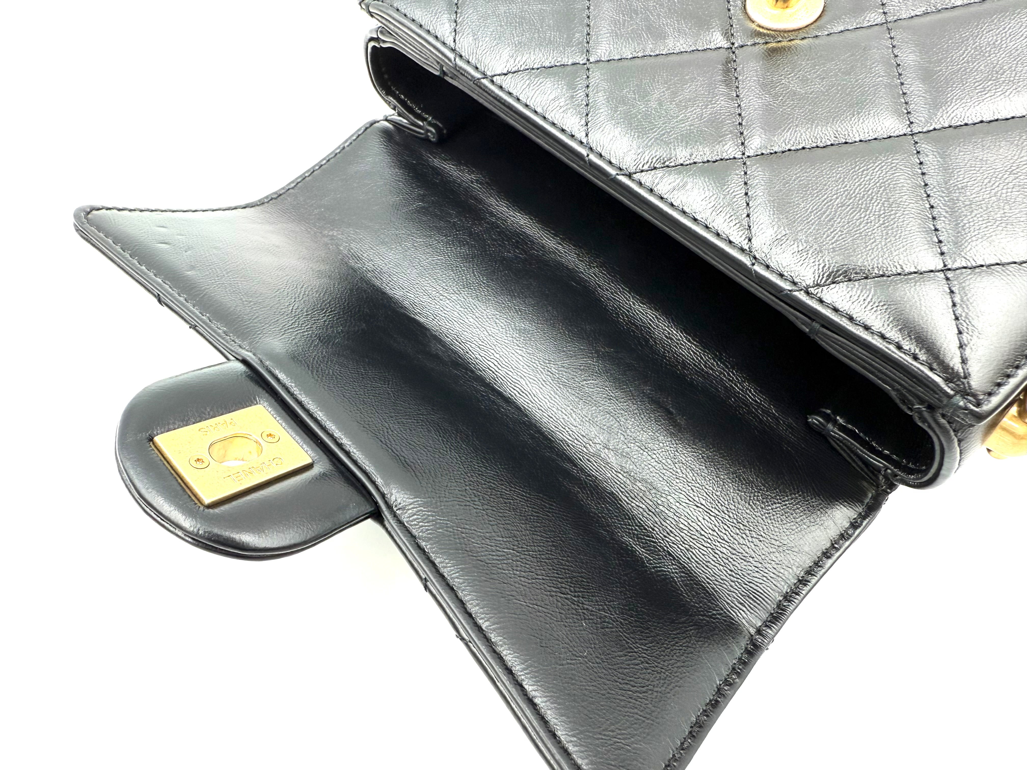 CHANEL マトラッセ チェーンショルダーバッグ