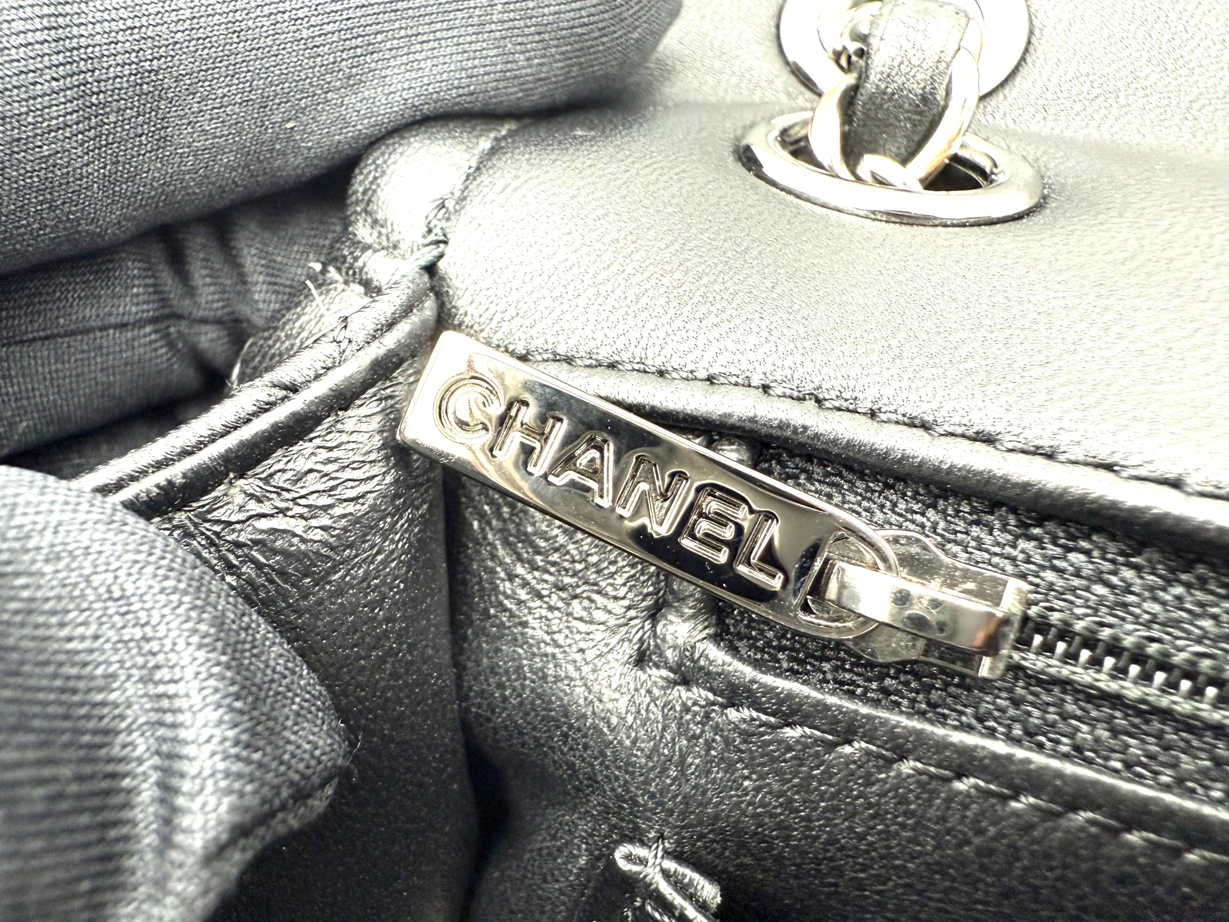 CHANEL マトラッセ チェーンショルダーバッグ