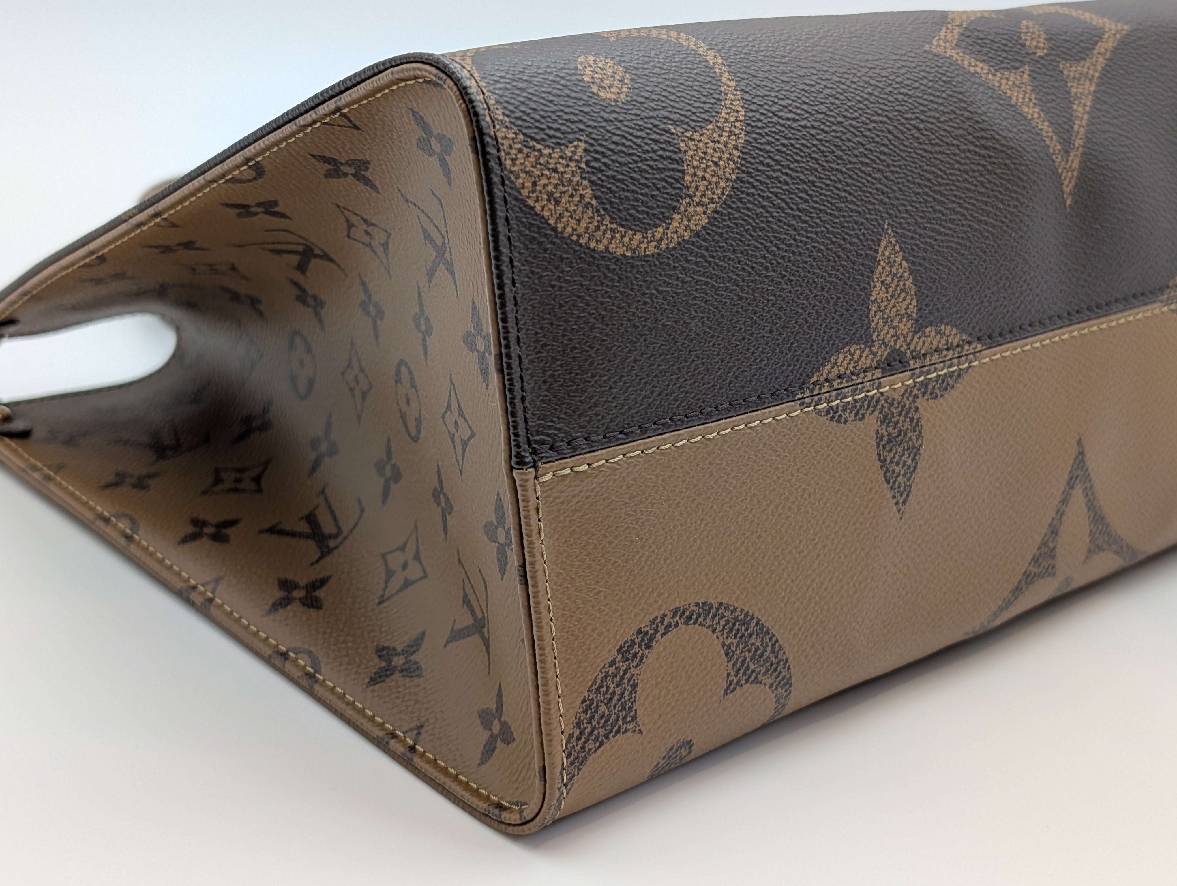 LOUIS VUITTON オンザゴーMM M45321