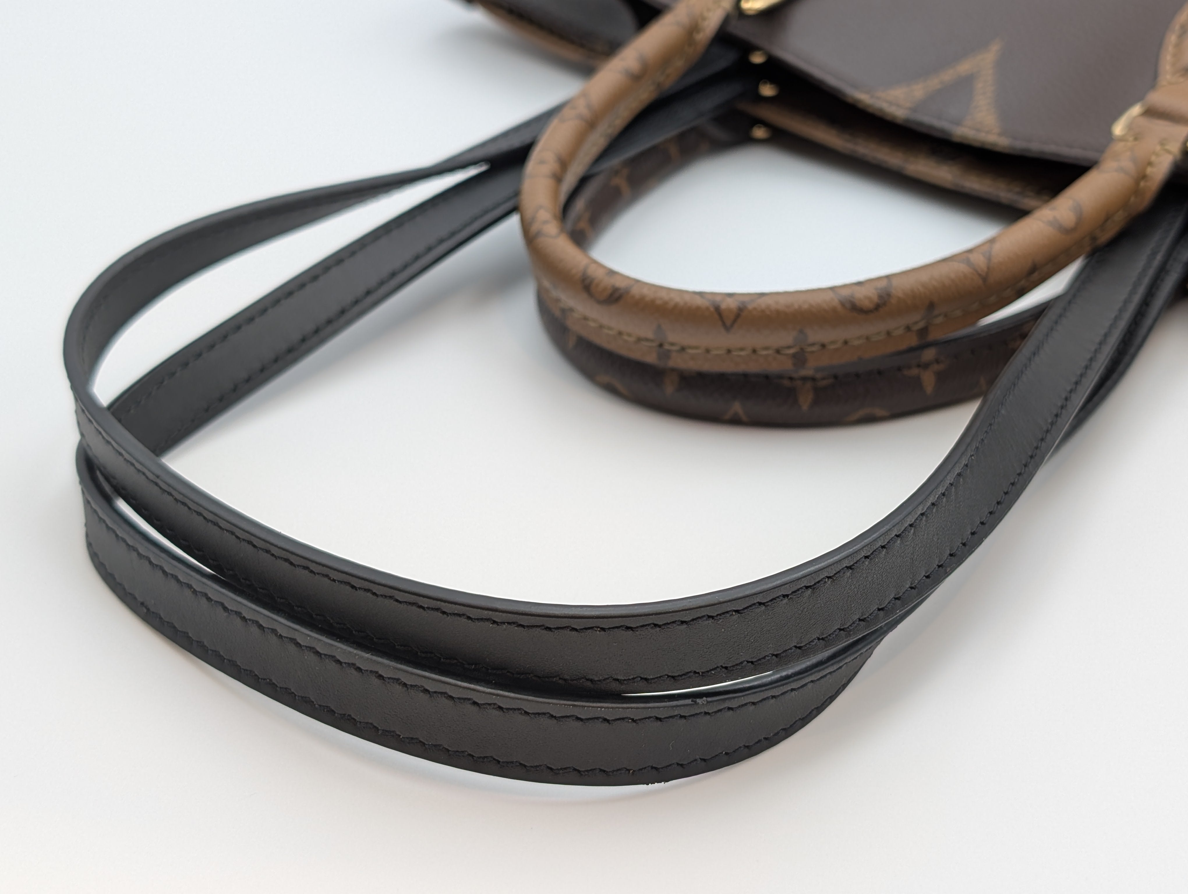 LOUIS VUITTON オンザゴーMM M45321