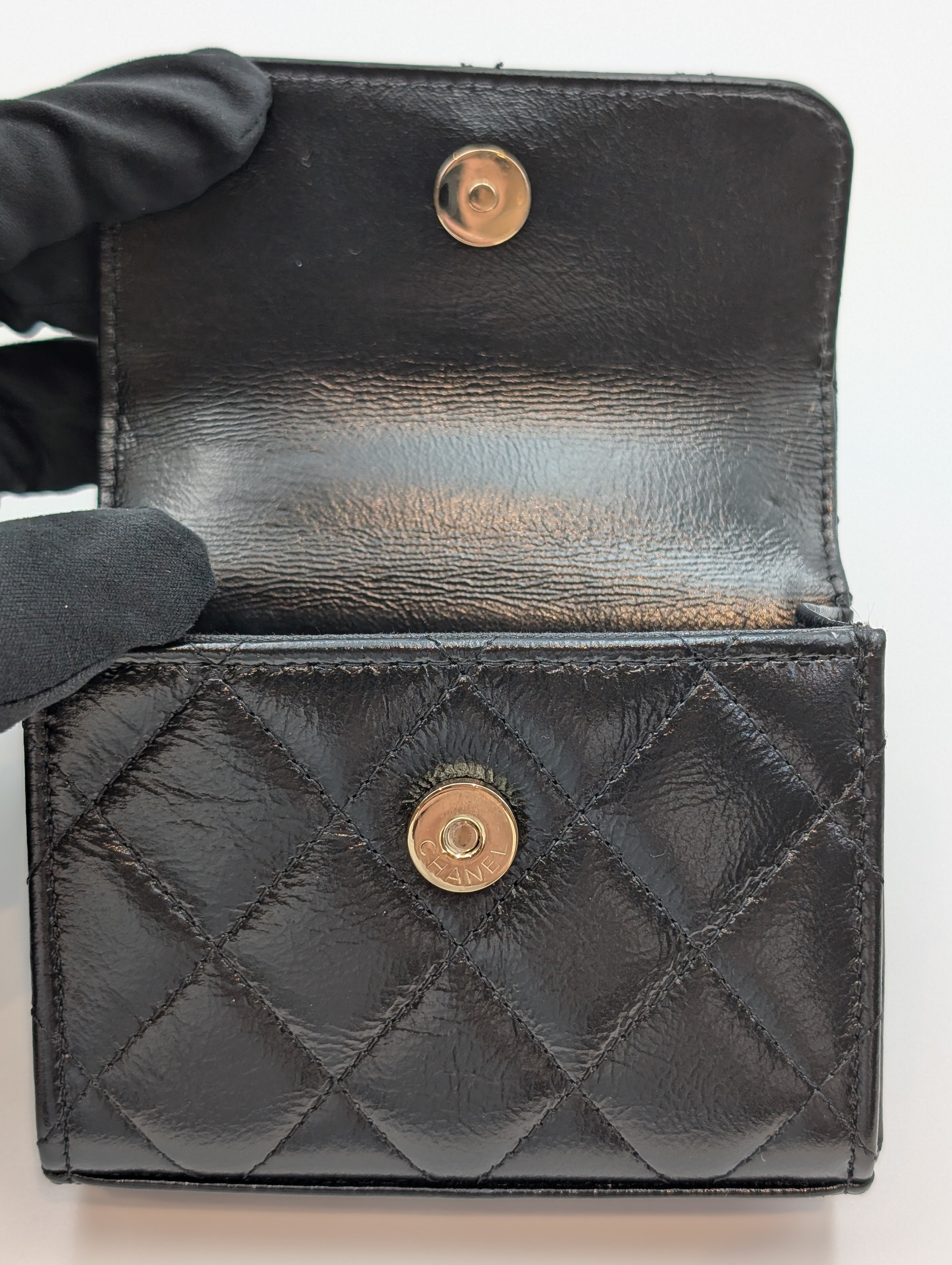 CHANEL シャイニーラムスキン パールハンドルバッグ